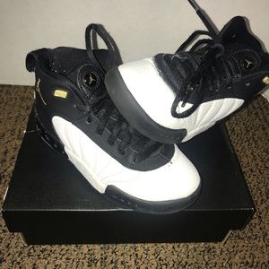 Boy’s Jordan Jumpman Pro sneakers